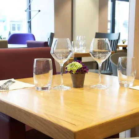 Campanile Centre - Gare 3* Dijon