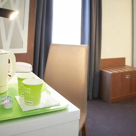 Campanile Prime - Centre Gare מלון 3*