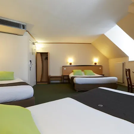 Campanile Centre - Gare Hotell Dijon