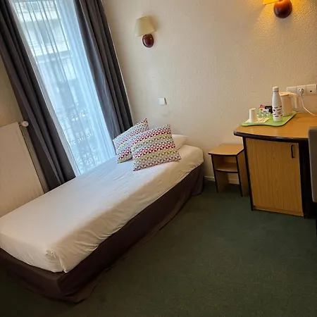 Campanile Centre - Gare Hotel 3*