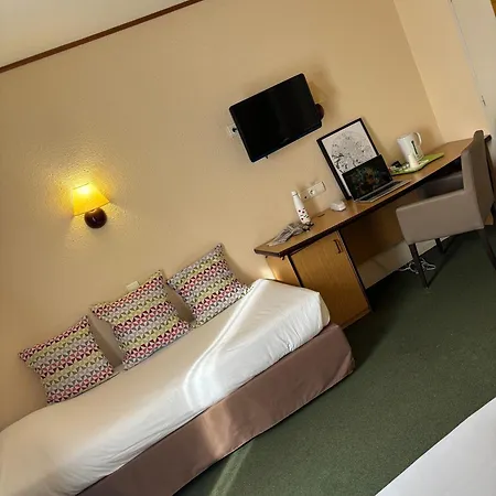 Ξενοδοχείο Campanile Centre - Gare Ντιζόν