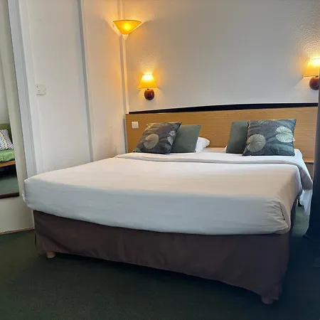 Hotel Campanile Centre - Gare 3*