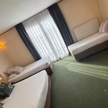 Campanile Centre - Gare Ξενοδοχείο Ντιζόν