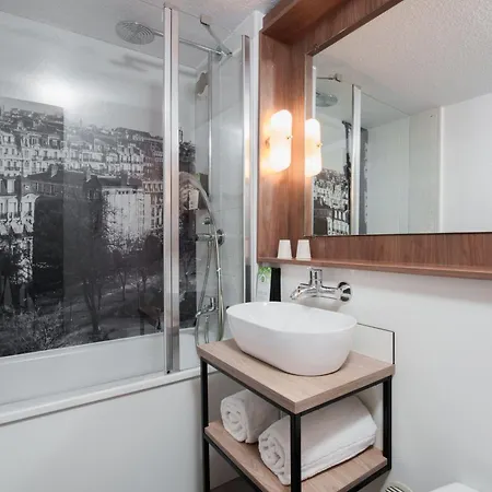 Campanile Centre - Gare Hotel Dijon