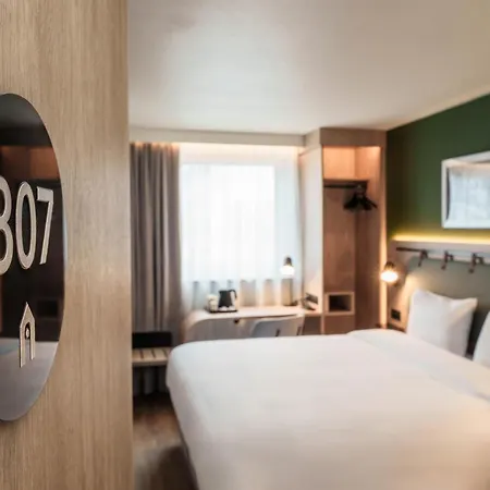 Campanile Prime - Centre Gare Hotel Dijon