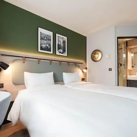 カンパニール サントル ギャール ホテル ディジョン