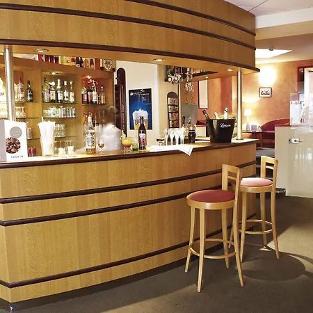 Hotell Campanile Centre - Gare Dijon