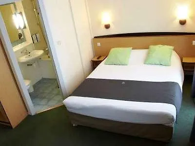 カンパニール サントル ギャール 3*