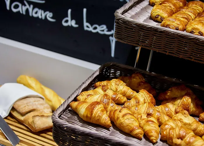 Campanile Centre - Gare Hotel Dijon