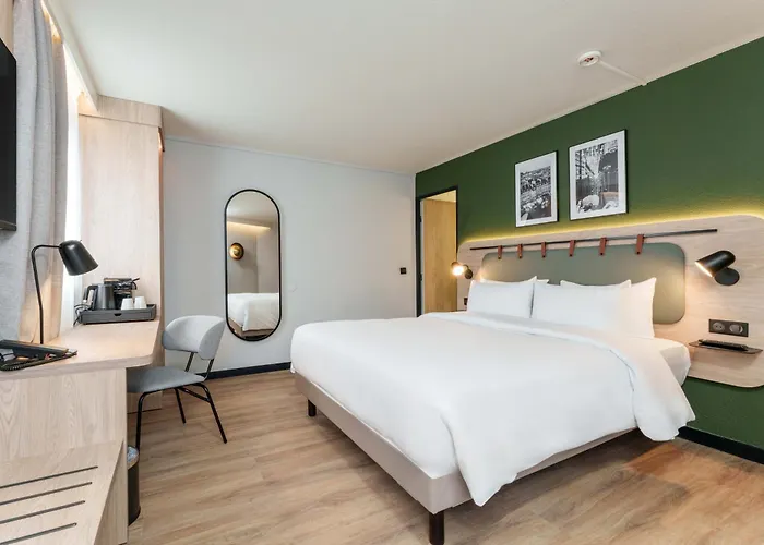 カンパニール サントル ギャール ディジョン