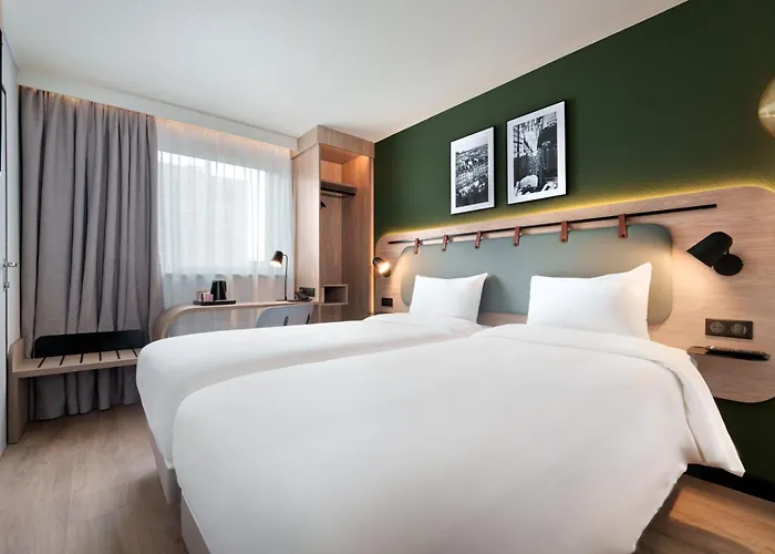 Campanile Centre - Gare Digione