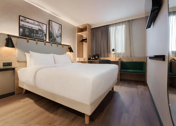 Campanile Centre - Gare Dijon