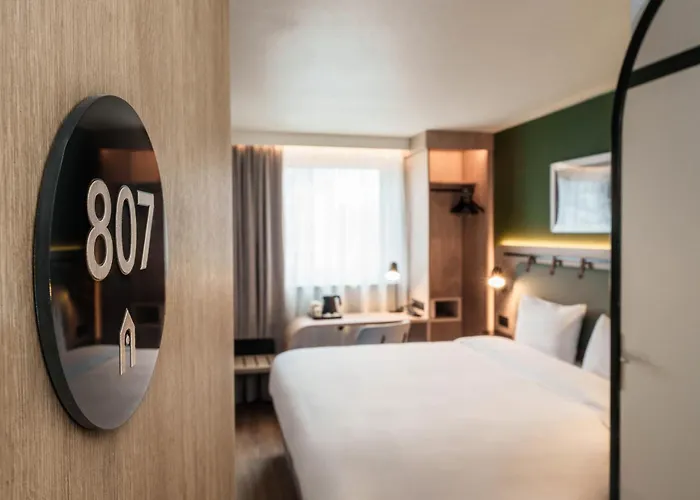 Campanile Centre - Gare Hotel Dijon